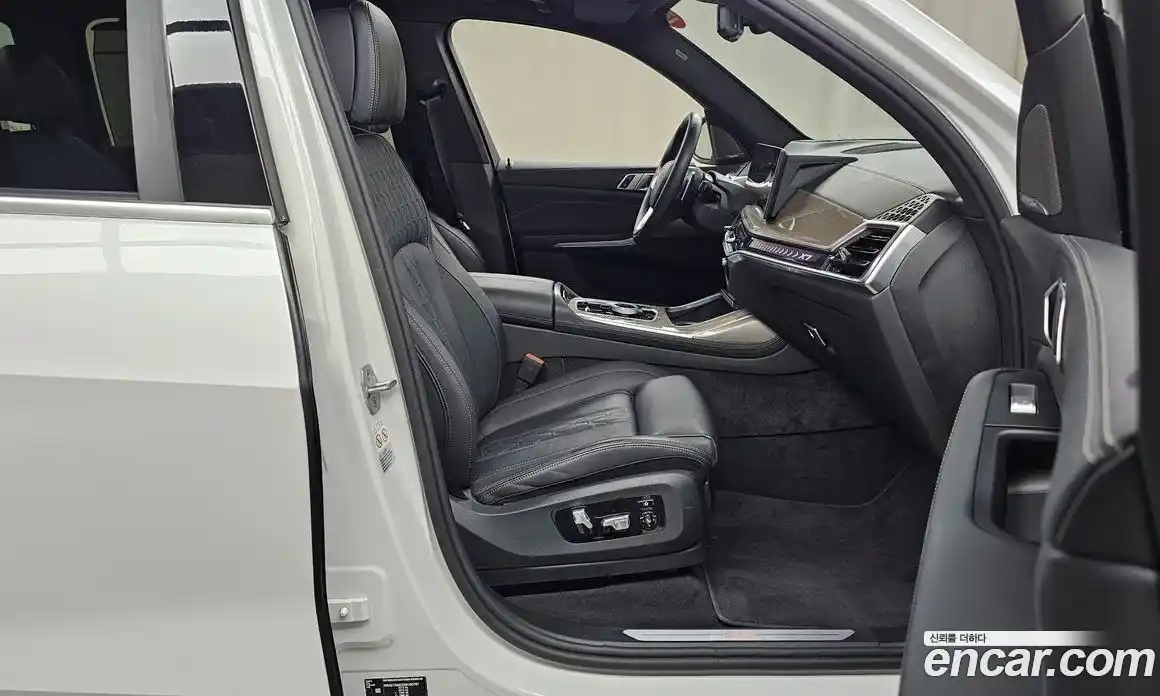 BMW X7 2024 3.0 автомат (гидро), фото 11