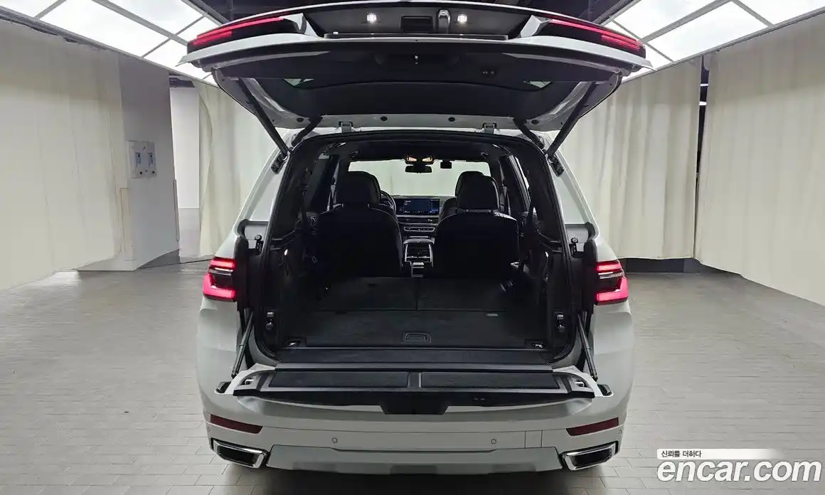 BMW X7 2024 3.0 автомат (гидро), фото 20