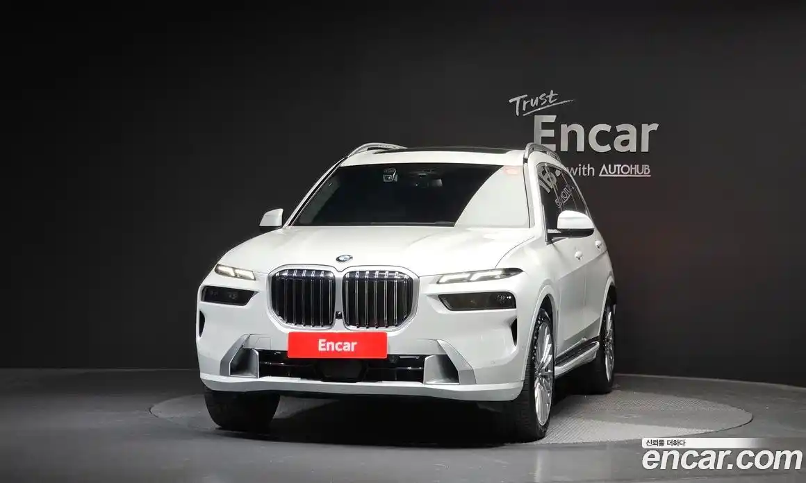 BMW X7 2024 3.0 автомат (гидро), фото 3