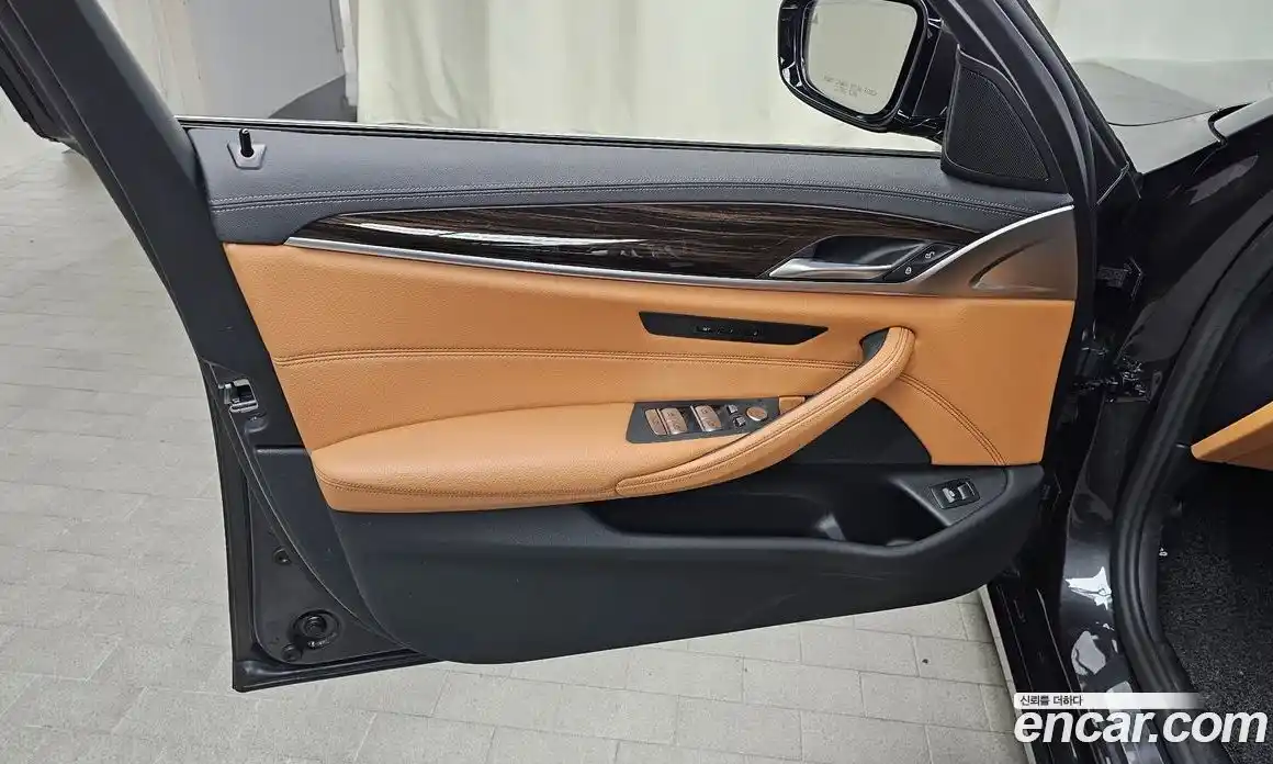 BMW 5 серия 2020 2.0 автомат (гидро), фото 14