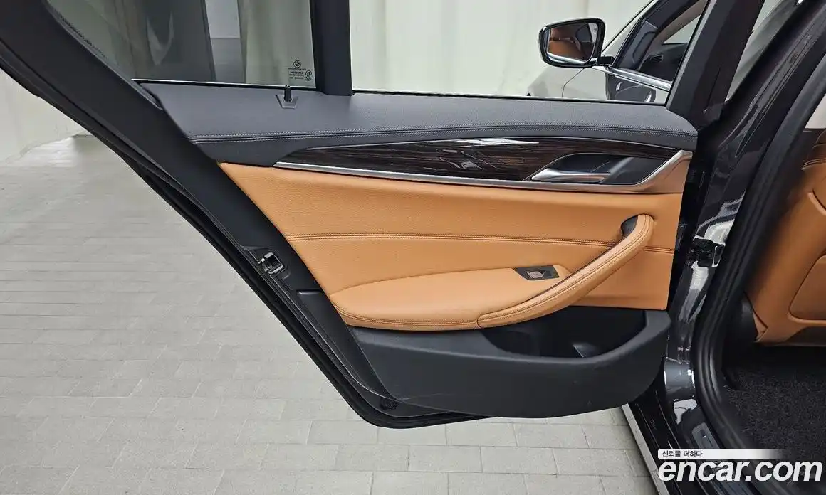 BMW 5 серия 2020 2.0 автомат (гидро), фото 15