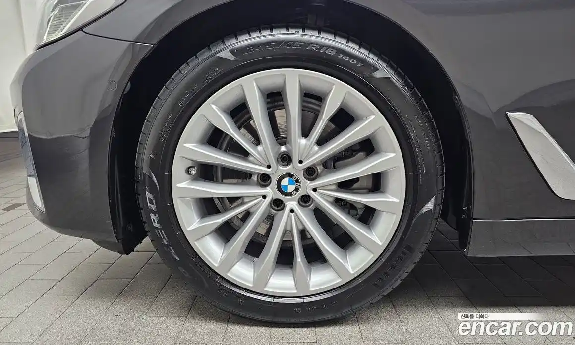 BMW 5 серия 2020 2.0 автомат (гидро), фото 5
