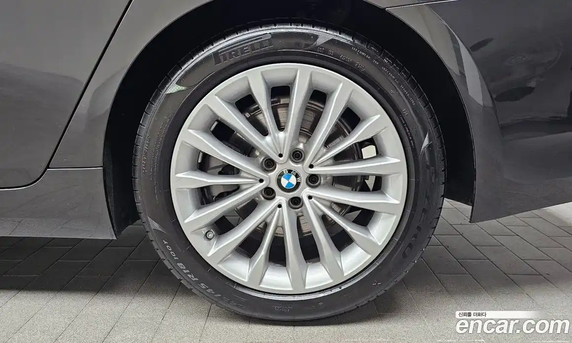 BMW 5 серия 2020 2.0 автомат (гидро), фото 7
