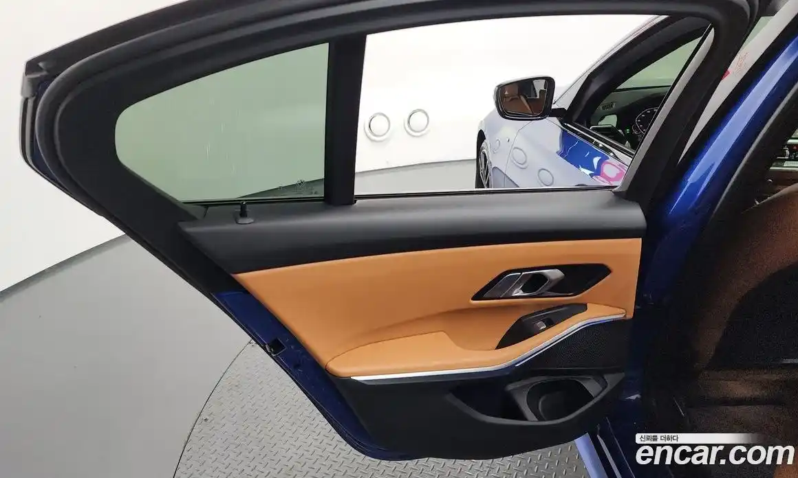 BMW 3 серия 2022 2.0 автомат (гидро), фото 15
