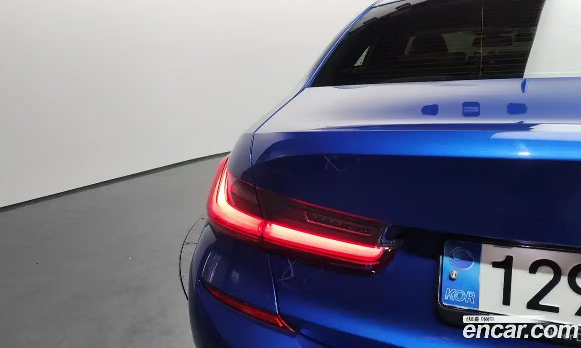 BMW 3 серия 2022 2.0 автомат (гидро), фото 9