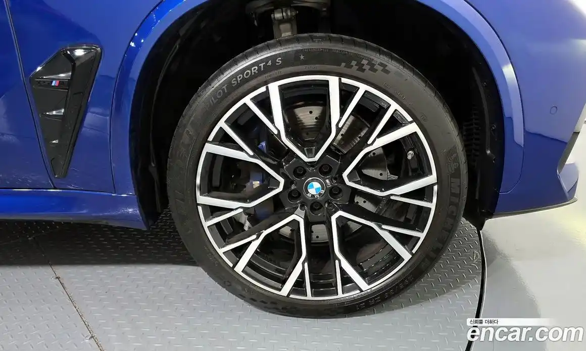 BMW X5M 2021 4.4 автомат (гидро), фото 7