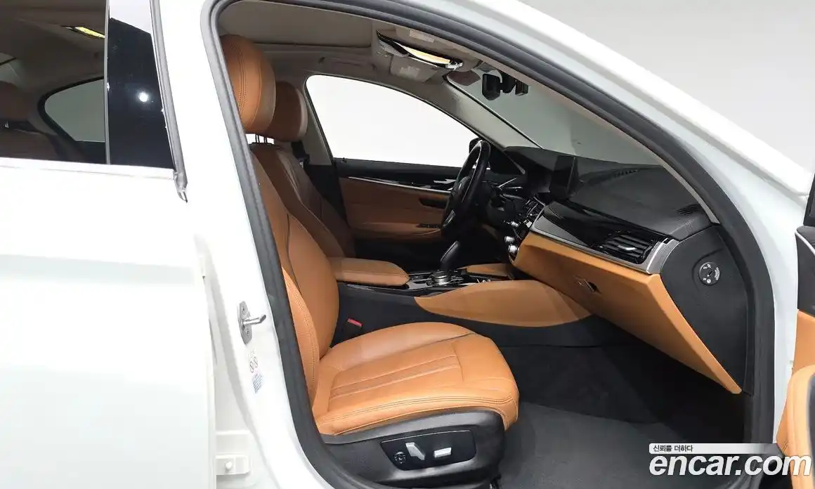BMW 5 серия 2019 2.0 автомат (гидро), фото 15