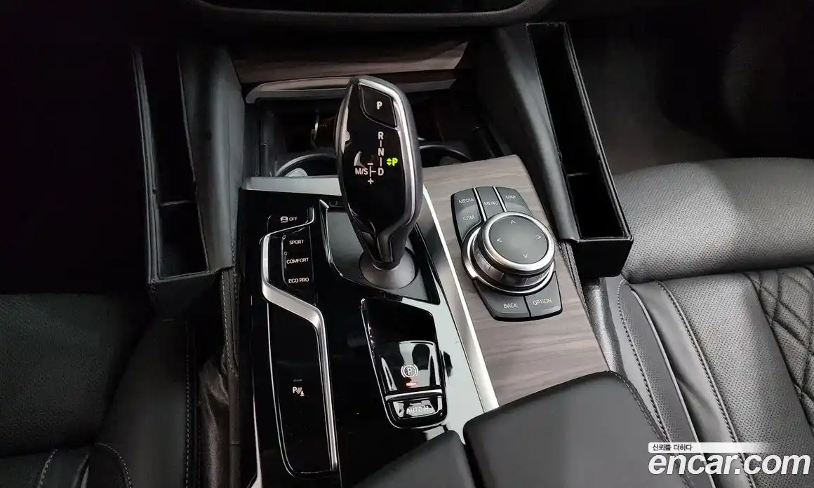 BMW 5 серия 2022 2.0 автомат (гидро), фото 12