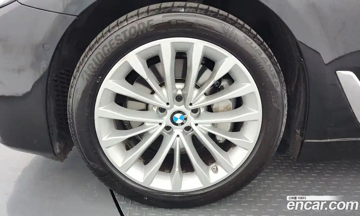 BMW 5 серия 2022 2.0 автомат (гидро), фото 5