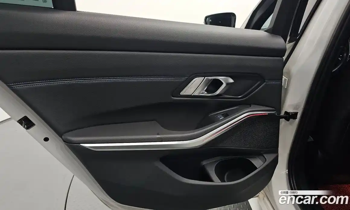 BMW 3 серия 2021 2.0 автомат (гидро), фото 14