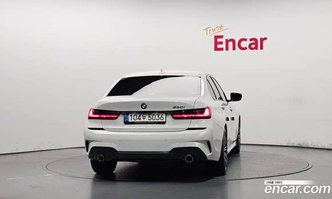 BMW 3 серия 2021 2.0 автомат (гидро), фото 3