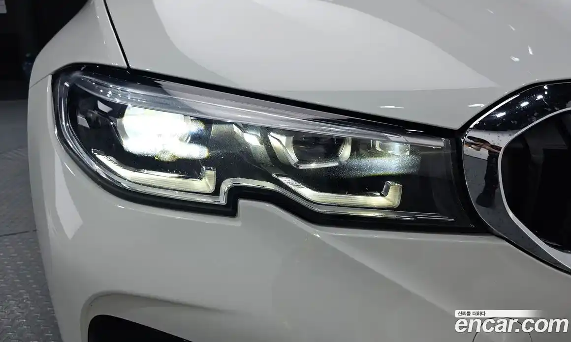 BMW 3 серия 2021 2.0 автомат (гидро), фото 7