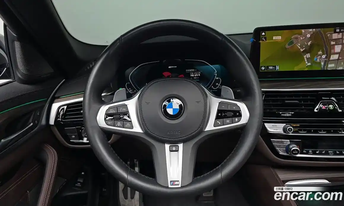 BMW 5 серия 2021 2.0 автомат (гидро), фото 13