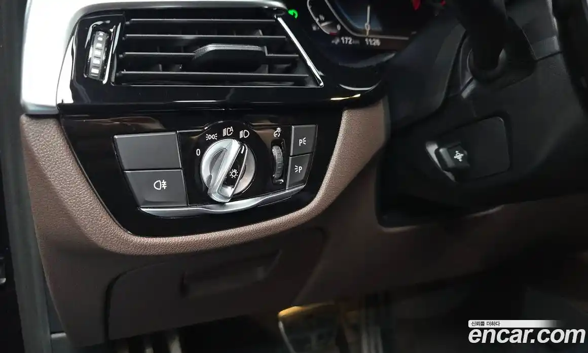 BMW 5 серия 2021 2.0 автомат (гидро), фото 17