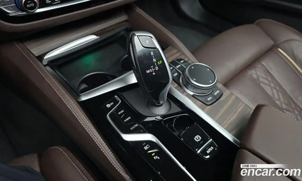 BMW 5 серия 2021 2.0 автомат (гидро), фото 9
