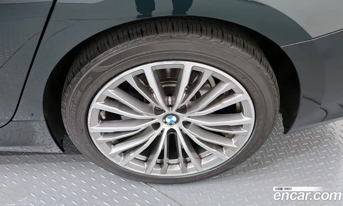 BMW 3 серия 2020 2.0 автомат (гидро), фото 7