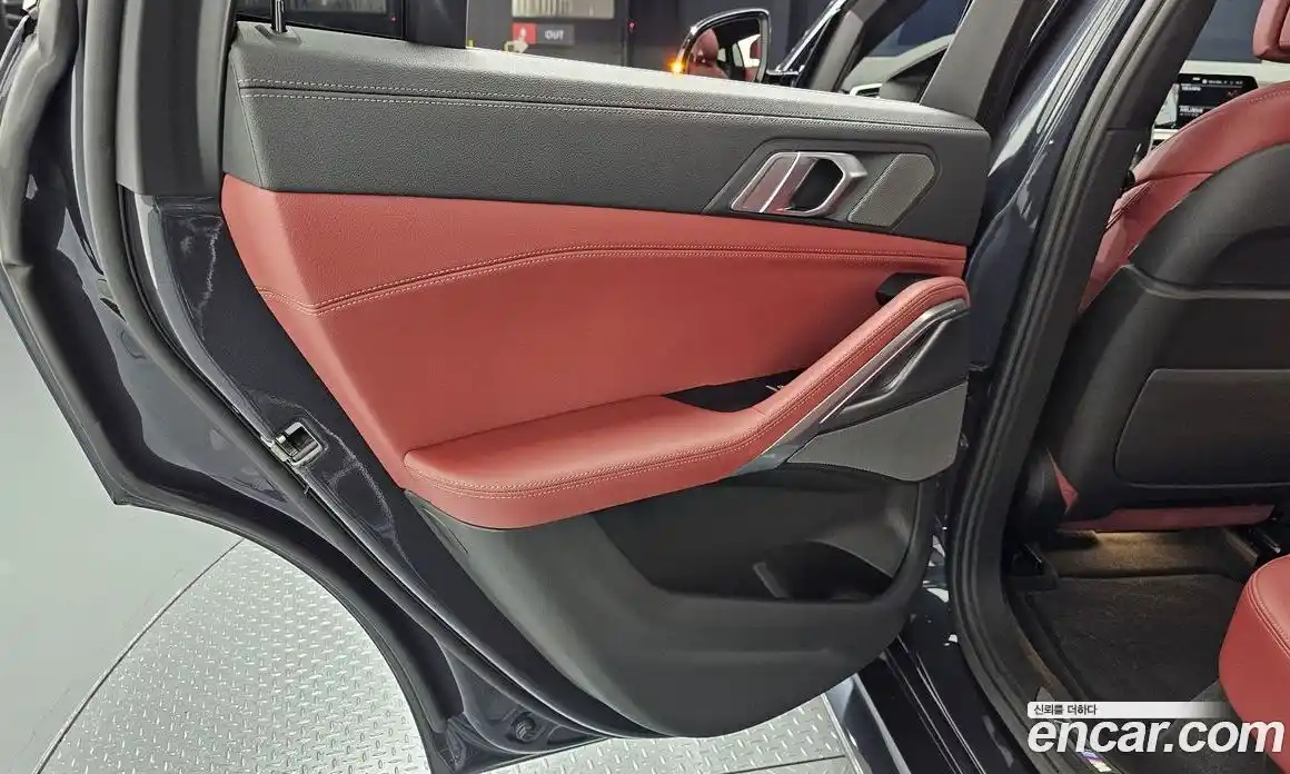 BMW X6 2021 3.0 автомат (гидро), фото 15