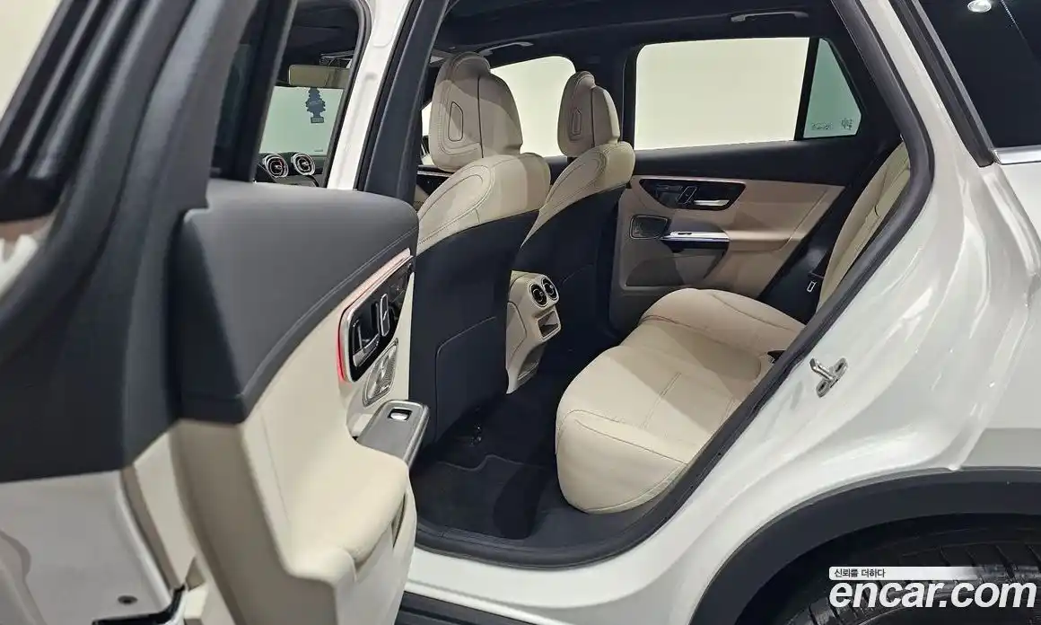 Mercedes-Benz GLC-Class 2025 2.0 гидро, фото 15 Mercedes-Benz GLC-Class 2025 2.0 гидро, фото 15