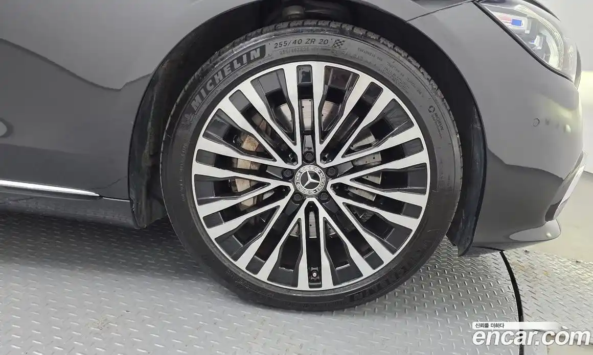 Mercedes-Benz S-Class 2022 3.0 гидро, фото 7 Mercedes-Benz S-Class 2022 3.0 гидро, фото 7
