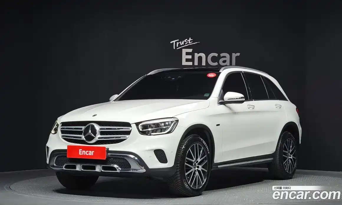 Mercedes-Benz GLC-Class 2021 2.0 гидро, фото 1 Mercedes-Benz GLC-Class 2021 2.0 гидро, фото 1