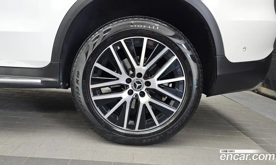 Mercedes-Benz GLC-Class 2021 2.0 гидро, фото 7 Mercedes-Benz GLC-Class 2021 2.0 гидро, фото 7
