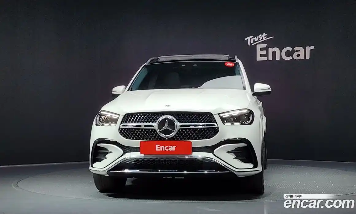 Mercedes-Benz GLE-Class 2023 3.0 гидро, фото 3 Mercedes-Benz GLE-Class 2023 3.0 гидро, фото 3