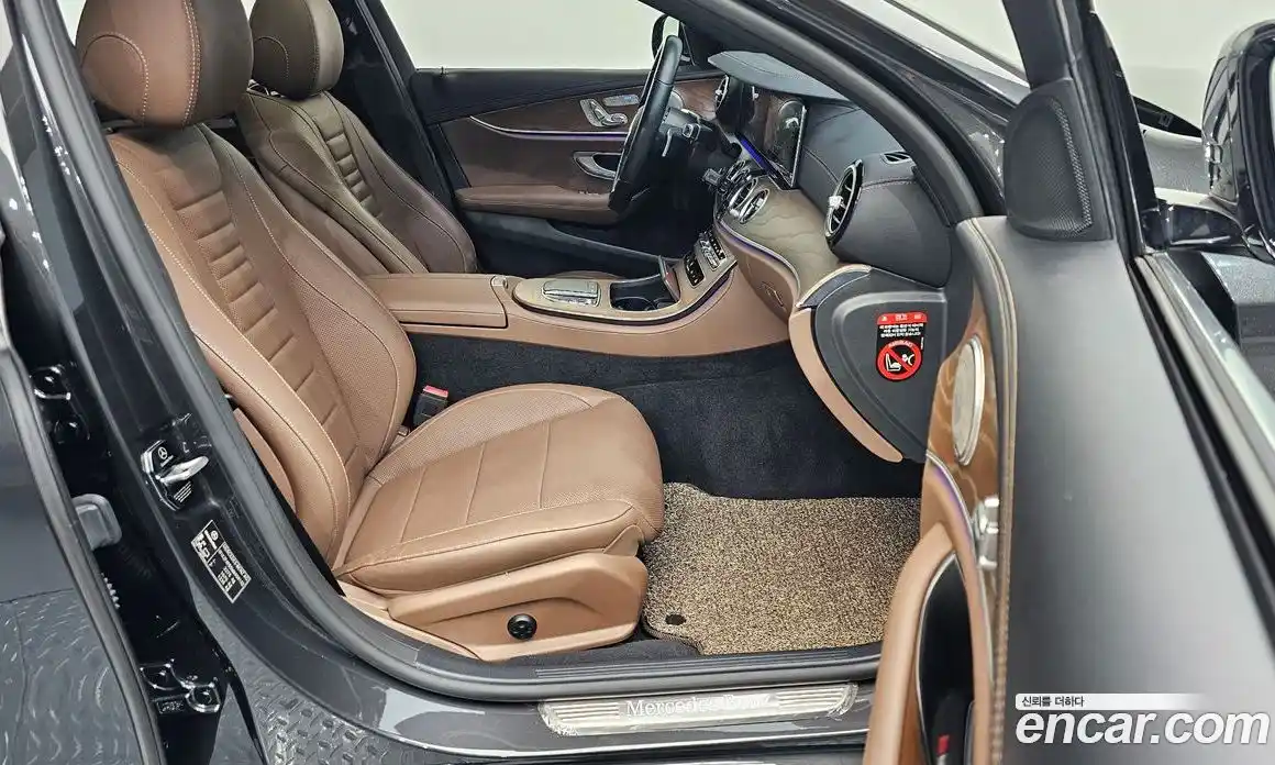 Mercedes-Benz E-Class 2021 2.0 автомат (гидро), фото 16