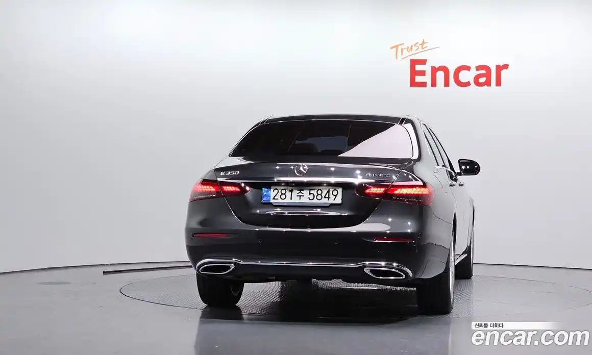 Mercedes-Benz E-Class 2021 2.0 автомат (гидро), фото 4