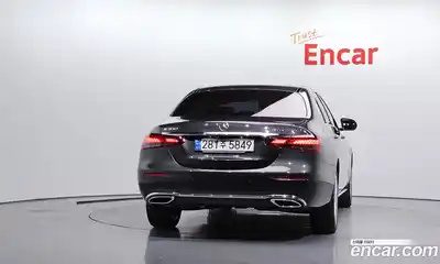 Mercedes-Benz E-Class 2021 2.0 автомат (гидро), миниатюра 4