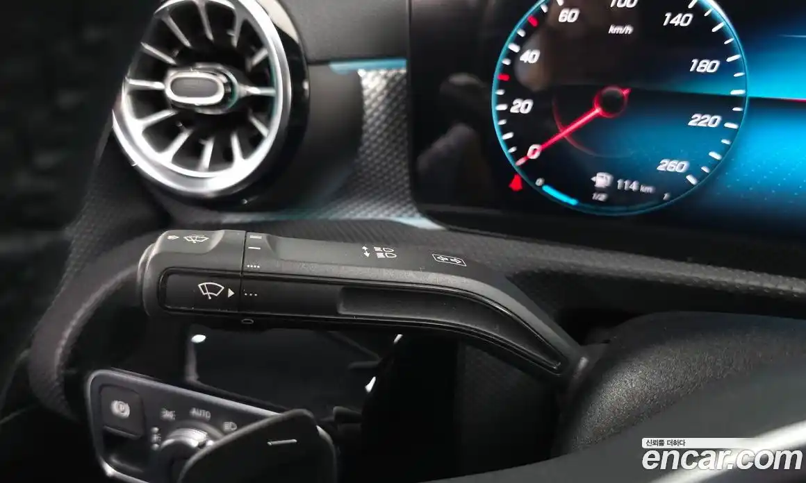 Mercedes-Benz A-Class 2021 2.0 гидро, фото 29