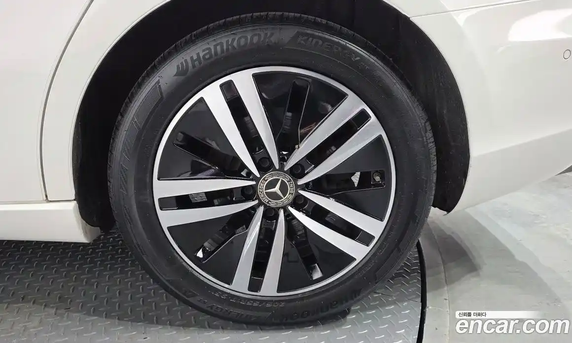 Mercedes-Benz A-Class 2021 2.0 гидро, фото 7