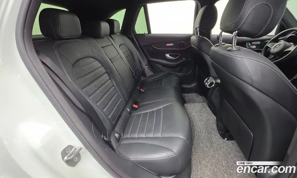 Mercedes-Benz GLC-Class 2017 2.1 гидро, фото 19 Mercedes-Benz GLC-Class 2017 2.1 гидро, фото 19