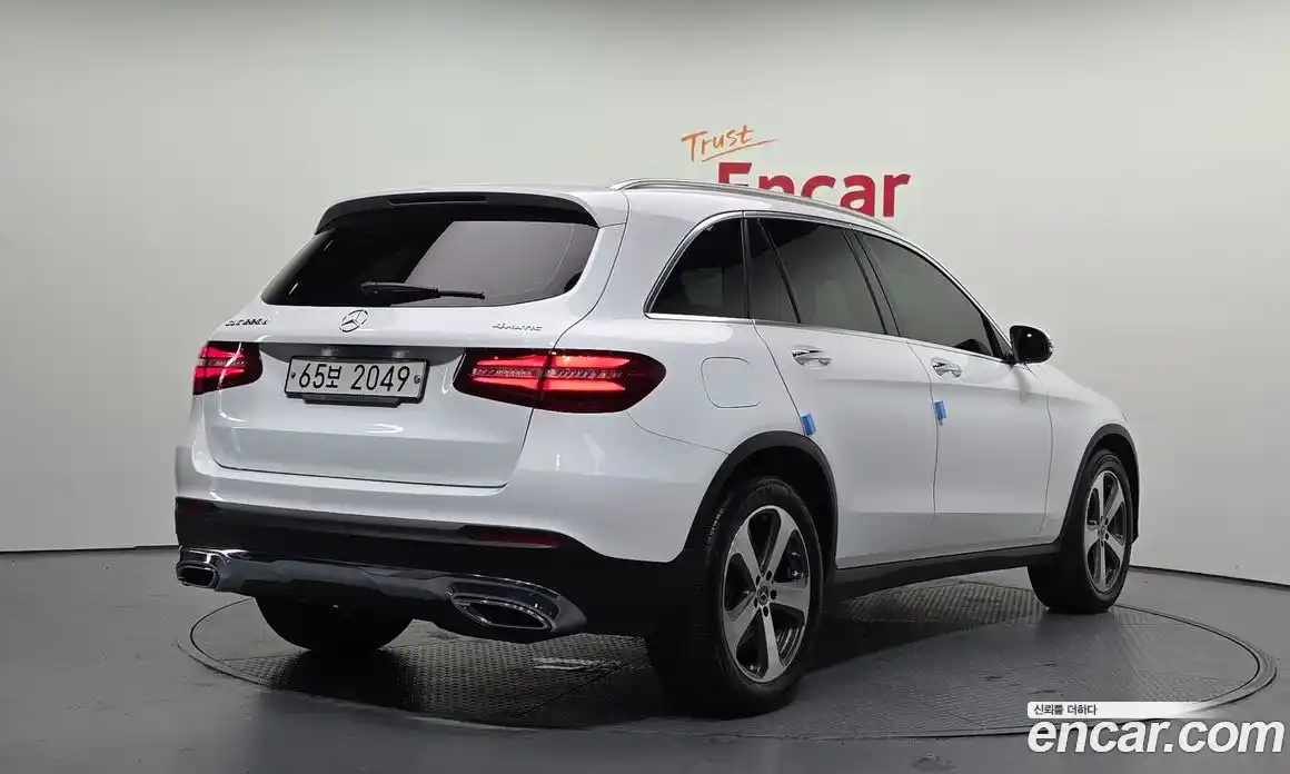 Mercedes-Benz GLC-Class 2017 2.1 гидро, фото 2 Mercedes-Benz GLC-Class 2017 2.1 гидро, фото 2