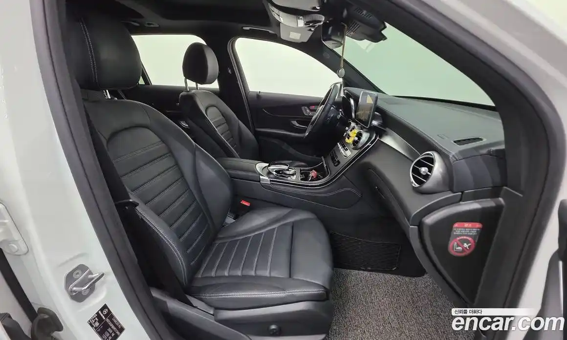 Mercedes-Benz GLC-Class 2017 2.1 гидро, фото 10 Mercedes-Benz GLC-Class 2017 2.1 гидро, фото 10