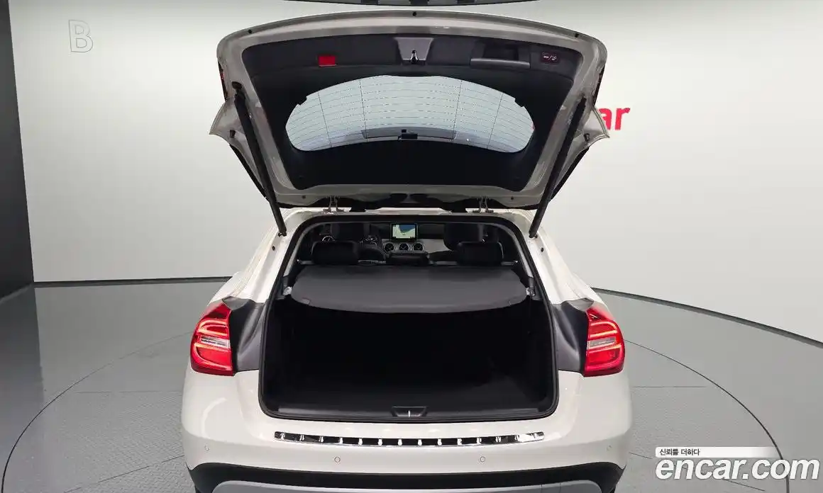 Mercedes-Benz GLA-Class 2016 2.1 гидро, фото 26 Mercedes-Benz GLA-Class 2016 2.1 гидро, фото 26