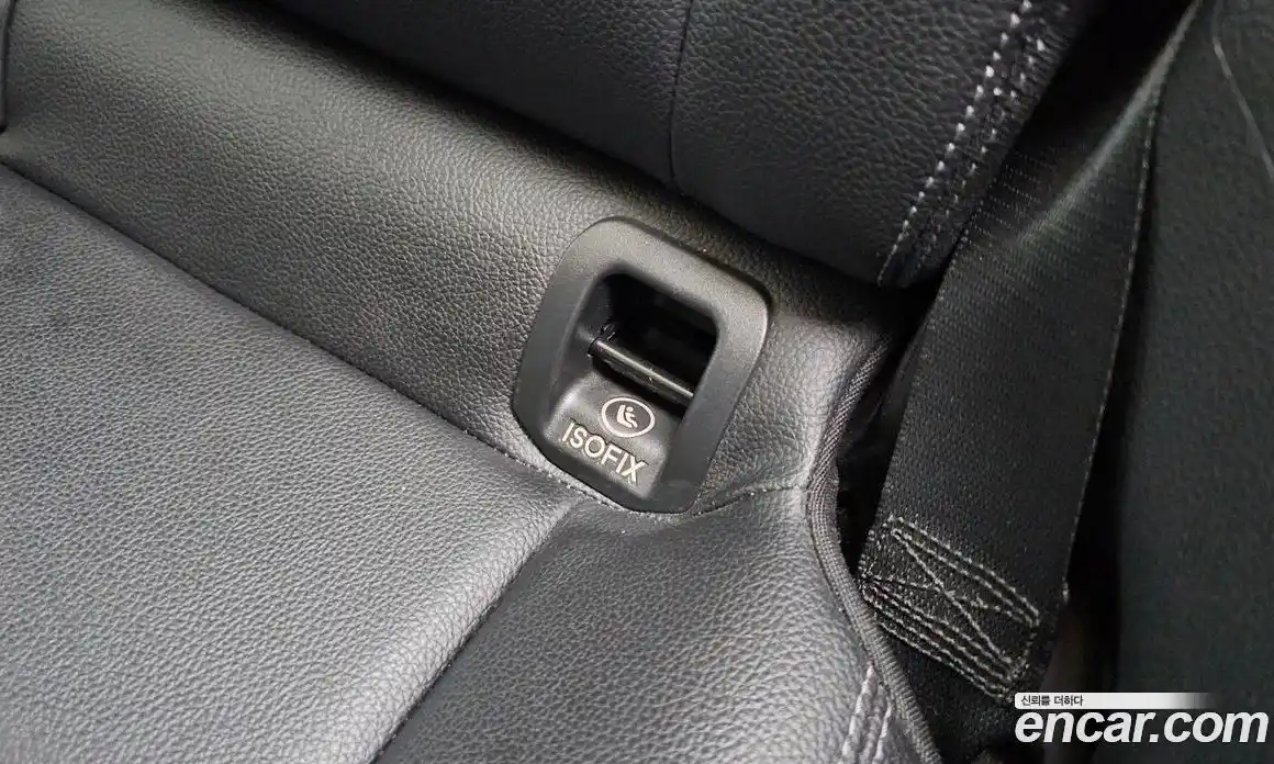 Mercedes-Benz GLA-Class 2016 2.1 гидро, фото 34 Mercedes-Benz GLA-Class 2016 2.1 гидро, фото 34