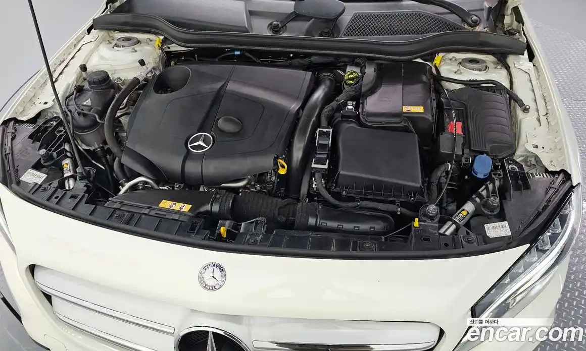 Mercedes-Benz GLA-Class 2016 2.1 гидро, фото 6 Mercedes-Benz GLA-Class 2016 2.1 гидро, фото 6