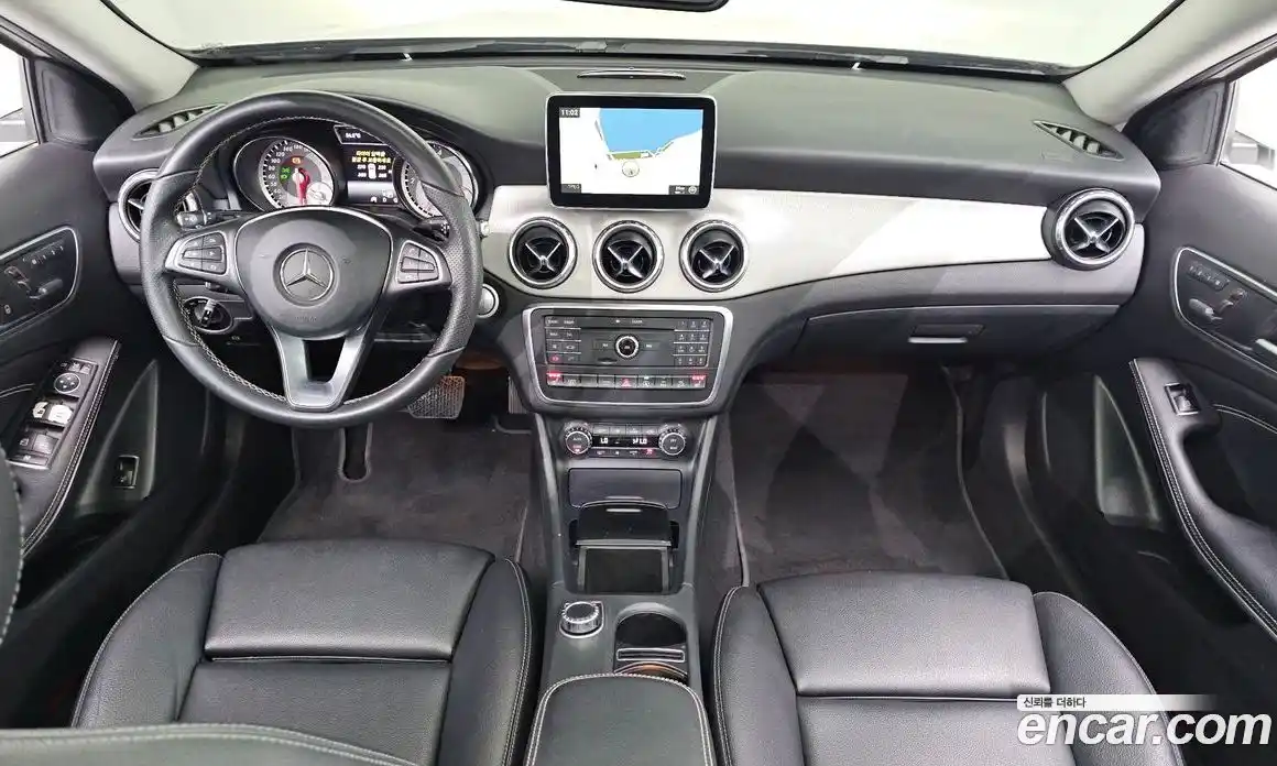 Mercedes-Benz GLA-Class 2016 2.1 гидро, фото 10 Mercedes-Benz GLA-Class 2016 2.1 гидро, фото 10