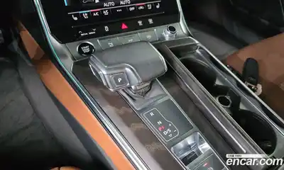Audi A6 2023 2.0 автомат (гидро), миниатюра 12
