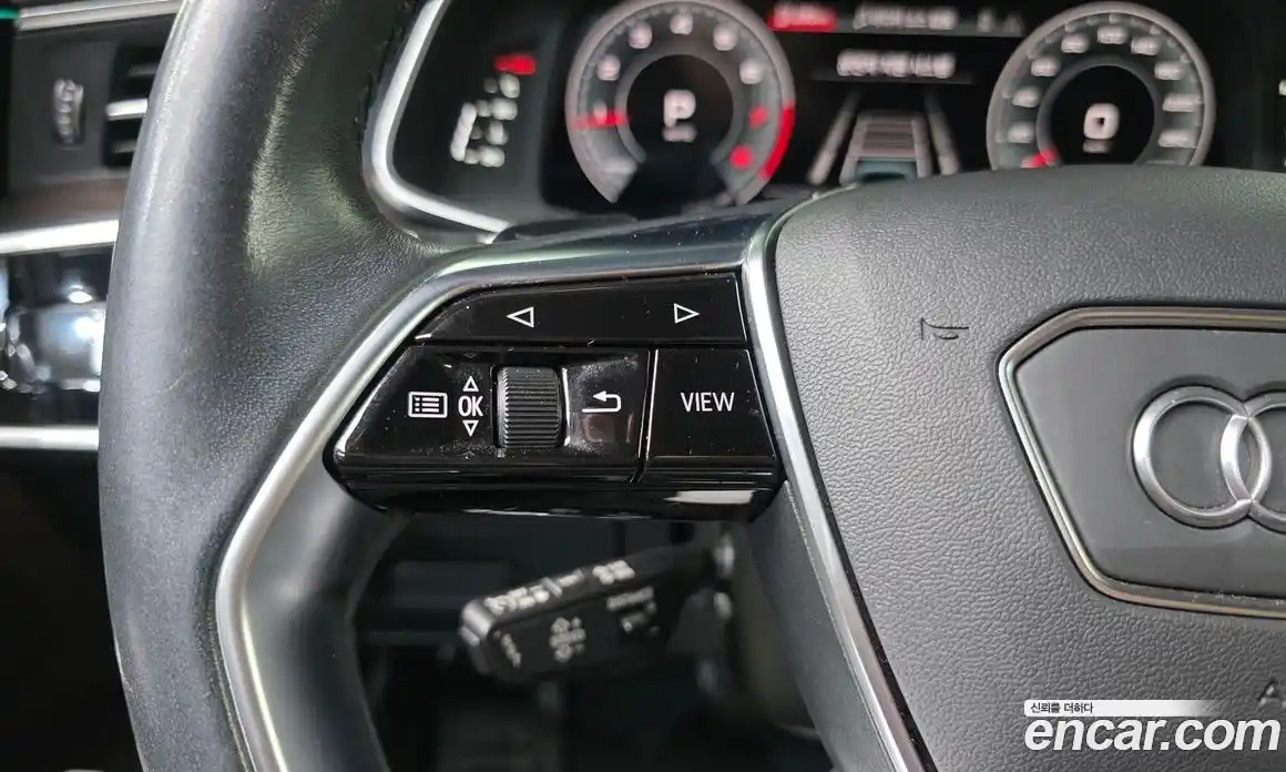 Audi A6 2023 2.0 автомат (гидро), фото 16