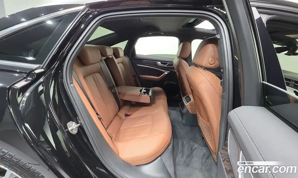 Audi A6 2023 2.0 автомат (гидро), фото 25