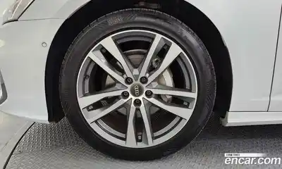 Audi A6 2021 2.0 автомат (гидро), миниатюра 5