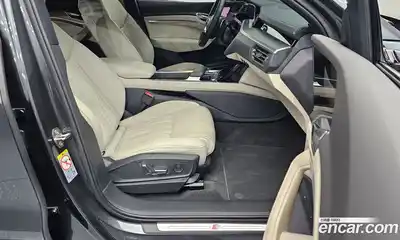 Audi e-tron 2021 0.2 автомат (гидро), миниатюра 11
