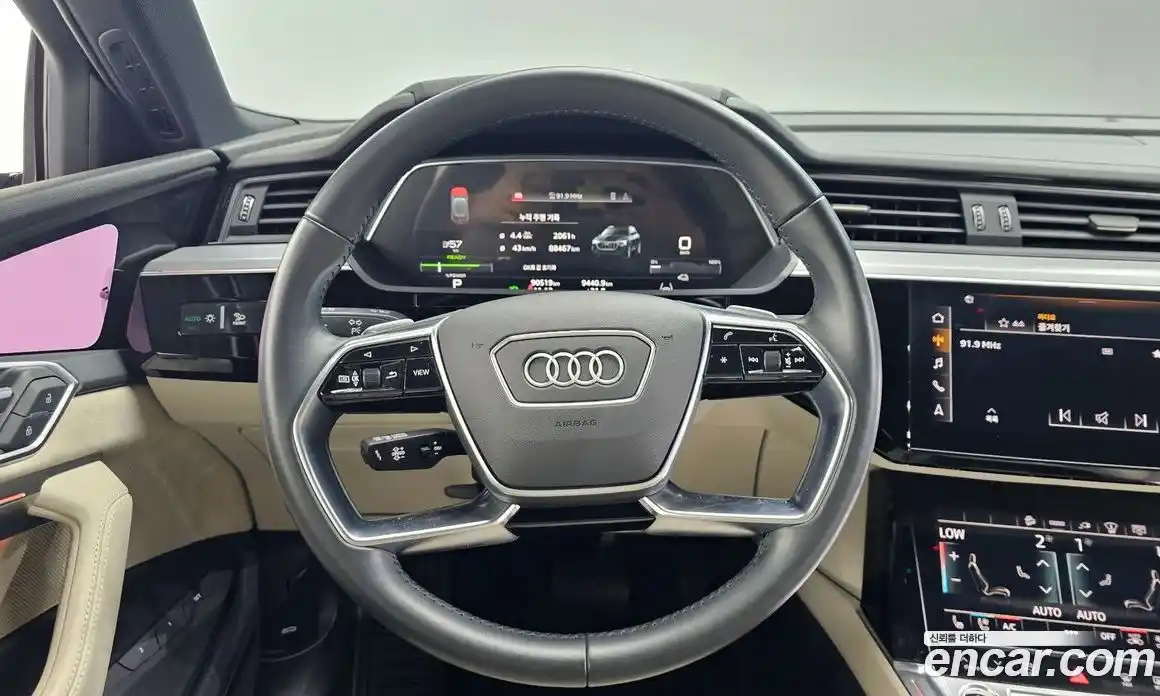 Audi e-tron 2021 0.2 автомат (гидро), фото 14
