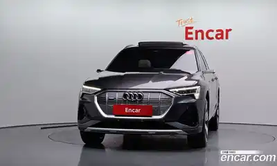 Audi e-tron 2021 0.2 автомат (гидро), миниатюра 3
