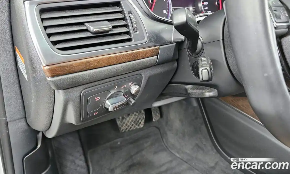 Audi A6 2014 3.0 автомат (гидро), фото 16