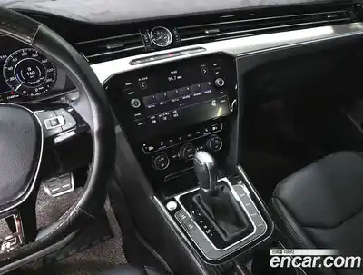 Volkswagen Arteon 2019 2.0 автомат (гидро), миниатюра 11