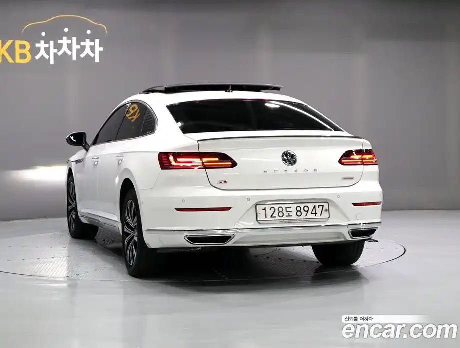 Volkswagen Arteon 2019 2.0 автомат (гидро), фото 4