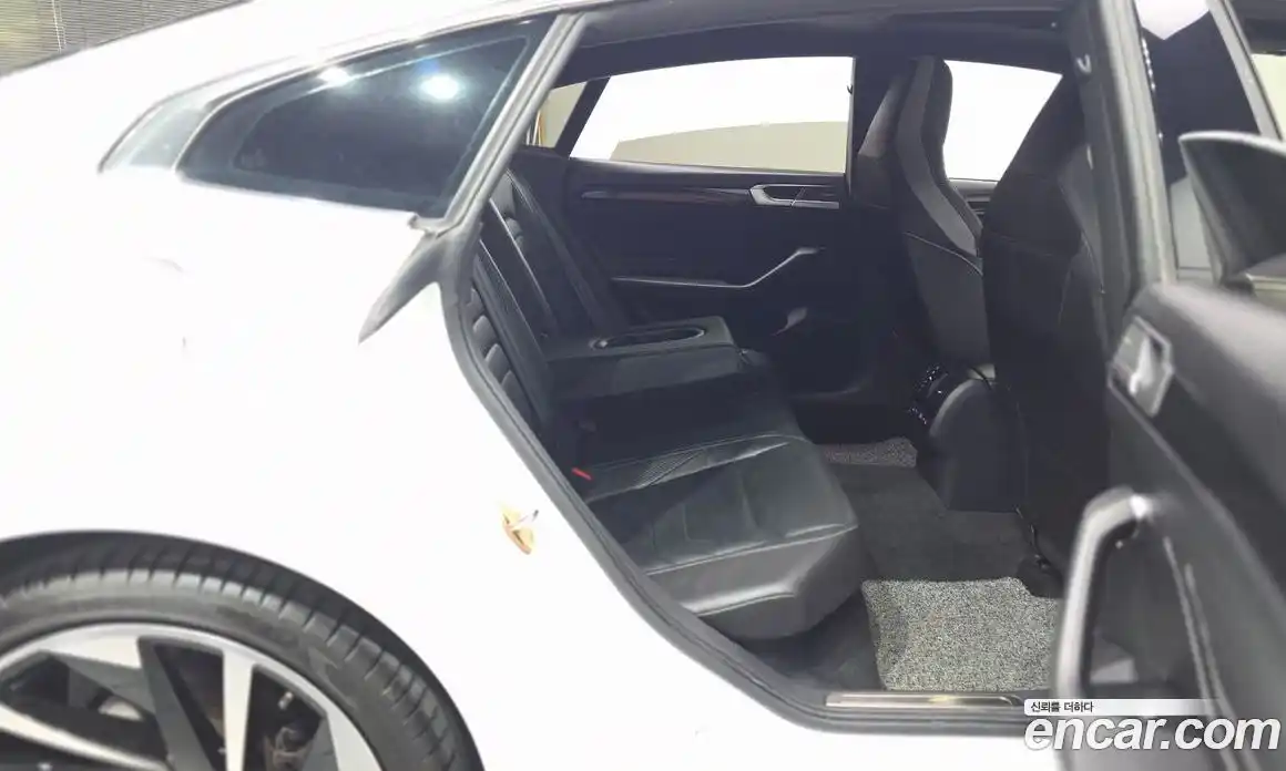 Volkswagen Arteon 2022 2.0 автомат (гидро), фото 17