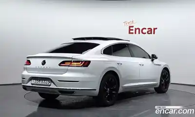 Volkswagen Arteon 2019 2.0 автомат (гидро), миниатюра 2